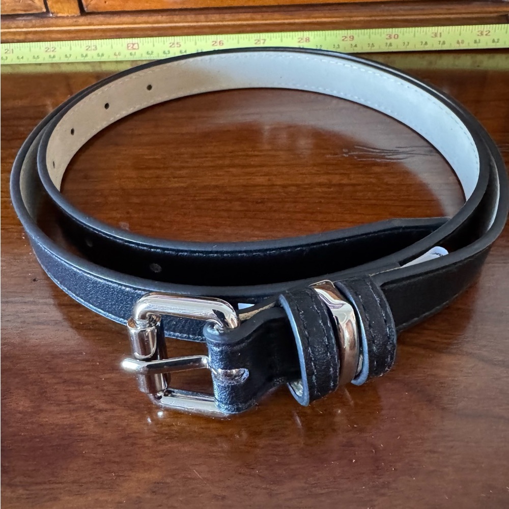 Ladies Steve Madden Black Belt with Silver Buckle